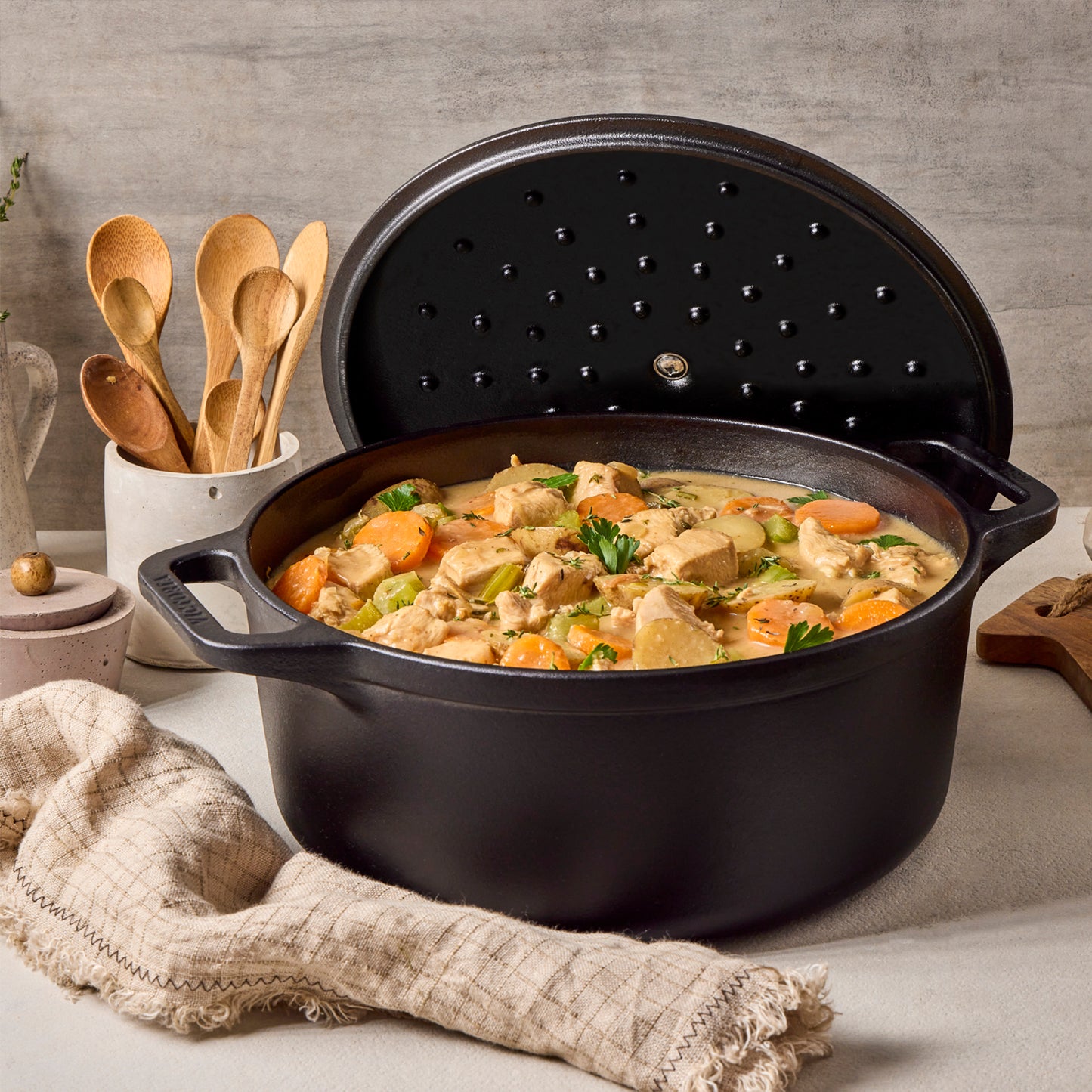 Horno Holandés de 6QT de Hierro Fundido Esmaltado - Victoria